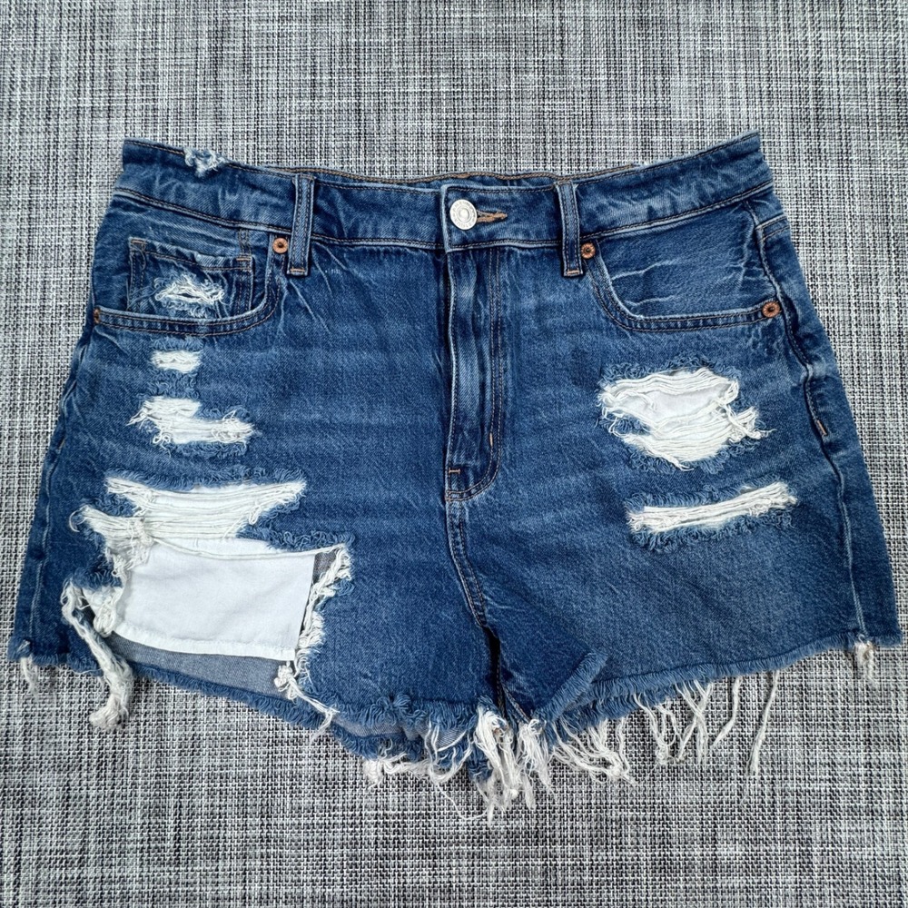 American Eagle Womens 8 High Rise Mom Shorts Blue Denim Distressed Frayed Hem